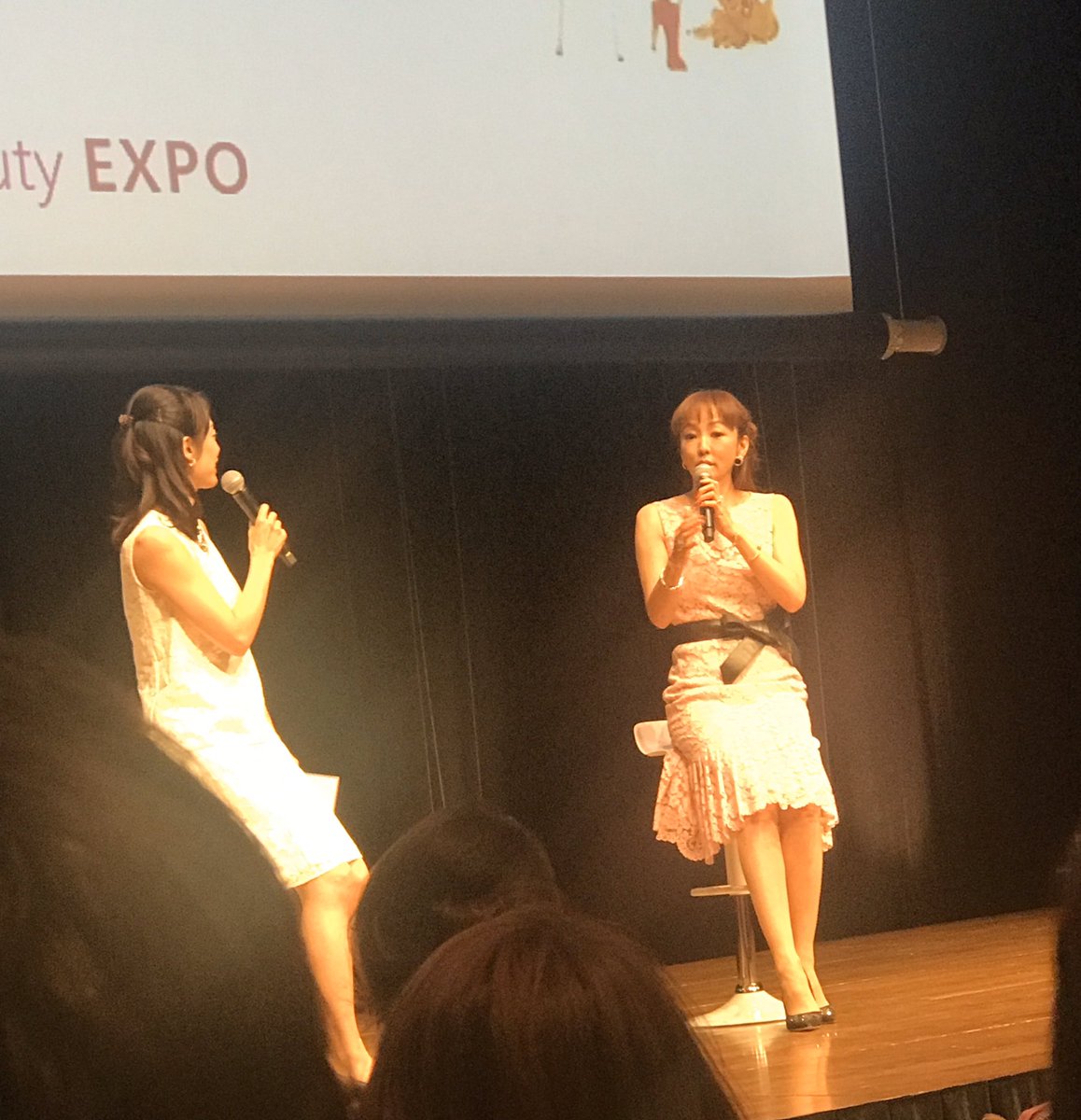 yayoi_SNS's tweet photo. 神田うのちゃん かわいい😍
毎朝5:30起きで、娘ちゃんのお弁当を作っているんだって!
そんなエピソード聴くだけで、グッと親近感わいちゃいますよね♪
#SmartBeautyEXPO
#EXPO
#SmartBe
#伊藤宏美 さん
#神田うの さん https://t.co/p6QbNh2wqD