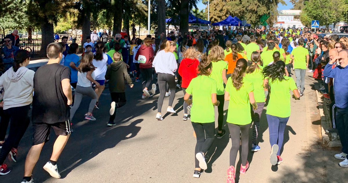 En BADAJOZ👈 Apoyando con compañeros del Ayuntamiento de Badajoz, Juancho Pérez,  y de Cáceres, Elena Manzano Silva,  por tercer año consecutivo la “III Carrera por la Salud” con colegios y equipos de la ciudad. Enhorabuena a los organizadores por el magnífico ambiente 👍