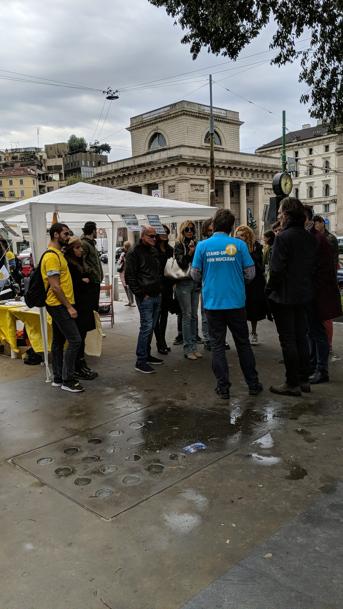 Michele Boldrin on Twitter &quot;Standing up for nuclear. DeShindig