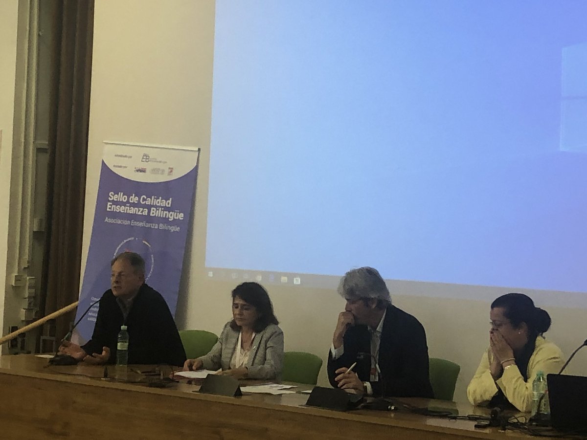 Jim Cummins closing the @CIEB2019 ciebgranada2019