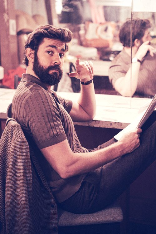 Happy birthday to the best looking man ever, john krasinski here are my favourite photo shoots of him 