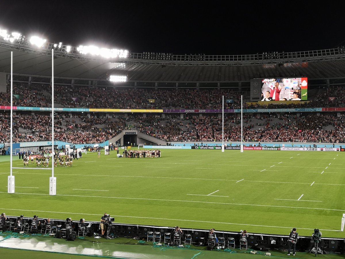 Final: 26-3 SA.
Some tactical adjustments at the half worked out well for the Boks, who used their size advantage well. Japan played their guts out and this crowd loves it.