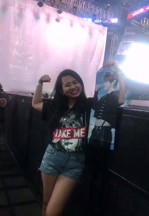 yeppeunnoona's tweet photo. 191019 Date w/my BESTFRIEND 🍑
Saranghaeyo Daepyonim 👼🏻🙆🏻‍♀️
I HOPE YOU always SMILE :)

@danielk_konnect 
#KangDaniel #강다니엘

#KangDanielInMNL
#KangDanielInManila
#ColorOnMeInMNL
#ColorOnMeInManila
#KangDanielColorOnMeinMNL
#KangDanielColorOnMeinmanila https://t.co/xYxZckENg7