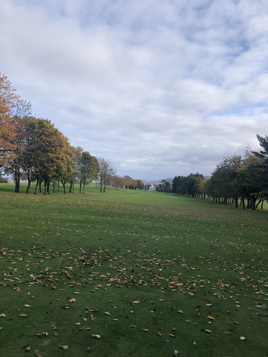 eugirlsgolf's tweet photo. All girls enjoying the amazing views of Edinburgh. Andrea&amp;Tereza AS after 7. #WeAreEdinburgh #eugc https://t.co/3xGRECx62q