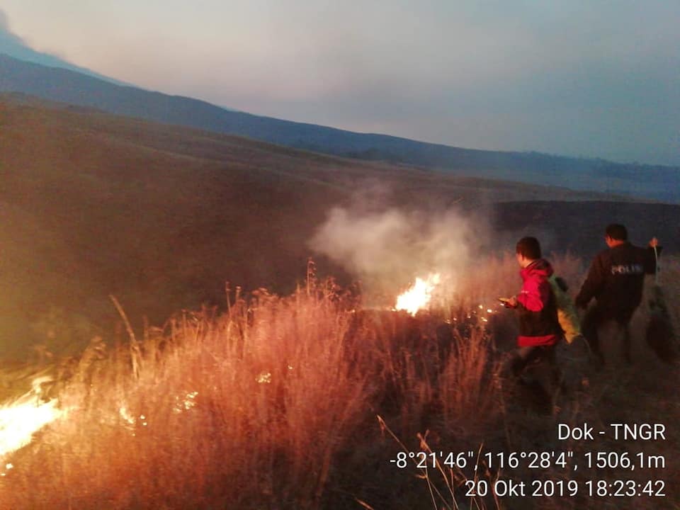Kebakaran di Gunung Rinjani