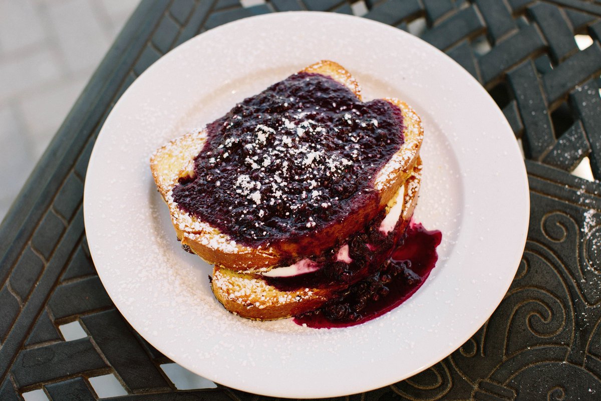 eggspectation's tweet photo. Happy S☀️nday! 
Enjoy our Stuffed French Toast to fight your cravings! https://t.co/gQ855XWziu