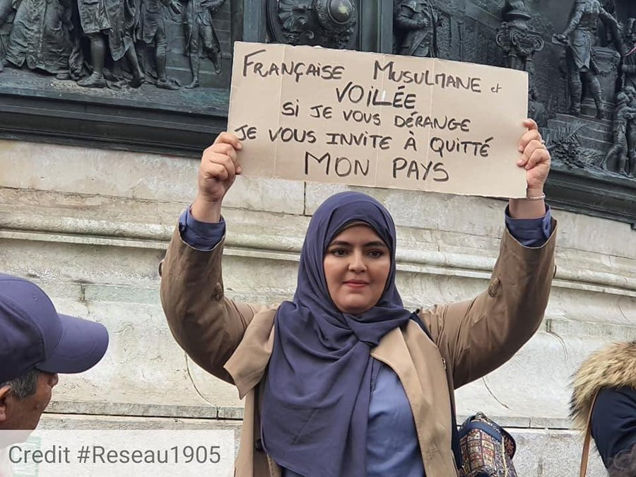 pittbull_grrr's tweet photo. Invitons cette femme à s'installer en Arabie et à ordonner aux saoudiens de quitter leur pays si ses provocations publiques ne leur convient pas

S'y risquerait-elle si 100 coups de fouet ou 1 décapitation l'attendait dans notre pays qui oppresse tant les islamistes radicalisées? https://t.co/HfAPTMDyyn