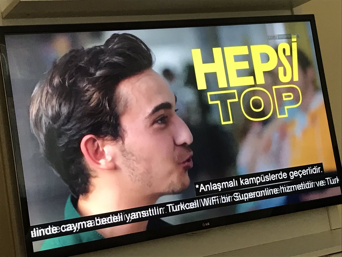 erenk's tweet photo. Bu reklama sadece ben mi ayar oluyorum? #turkcell #gnctrkcll https://t.co/6NxJp3gfjz
