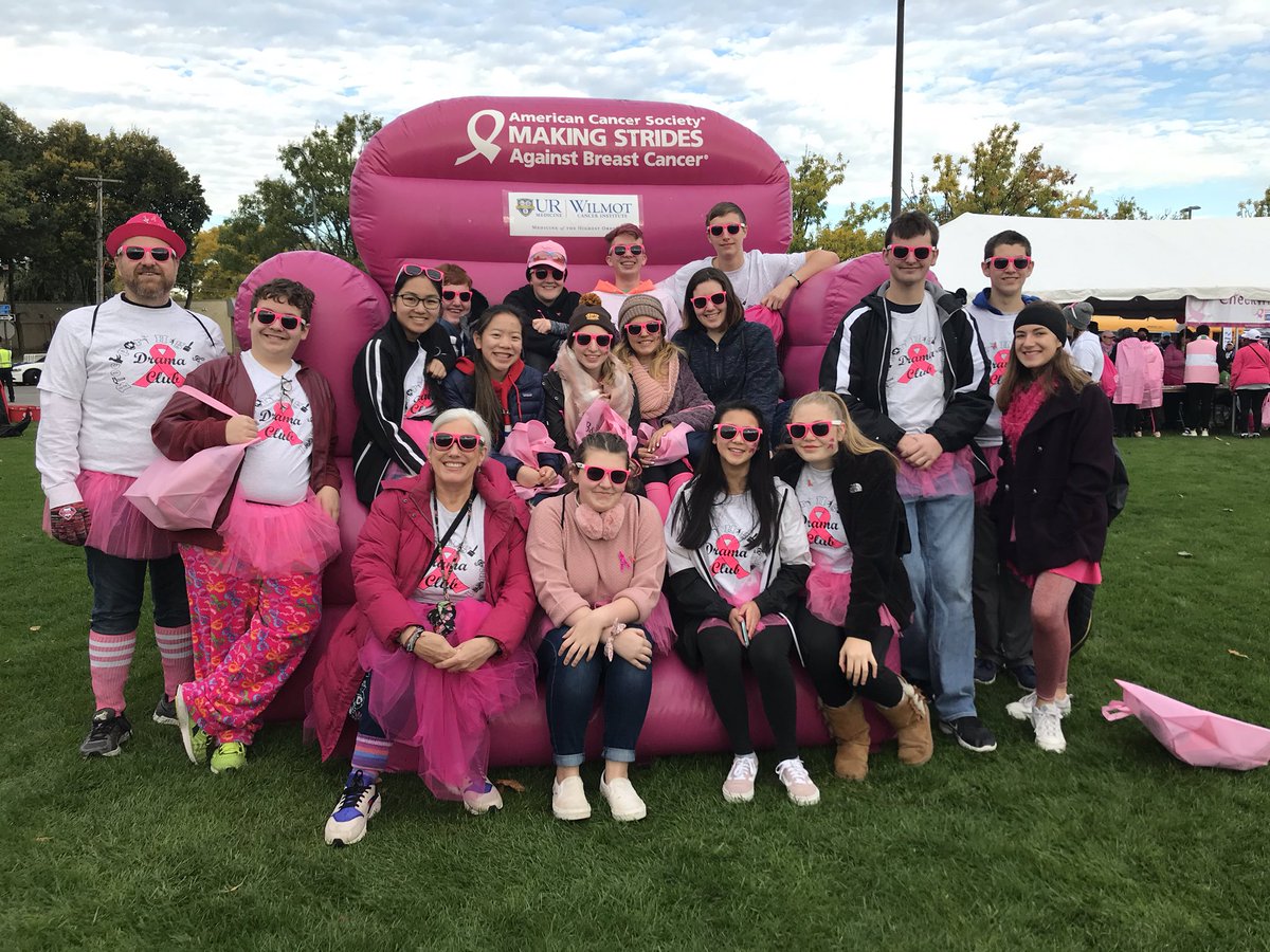BrockportChoir's tweet photo. Brockport Drama representing!! So very proud! #makingstridesroc https://t.co/StyBGlEZXc