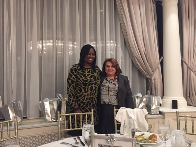 TheGoodDr719's tweet photo. BNHS Superintendent Janice Ross champion for the Pedagogy of Critical Love!! Encouraged my young ladies to strive for their best always! 
They will always remember having dinner with their Superintendent!❤❤❤❤ https://t.co/rTm0Wpj7Gn
