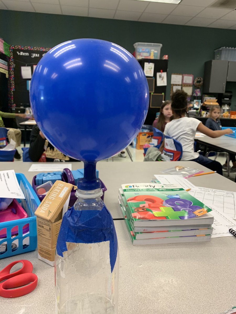 althobson5's tweet photo. The kiddos loved our STEM rotations today!@MVEMustang https://t.co/QIP6wOqaC9