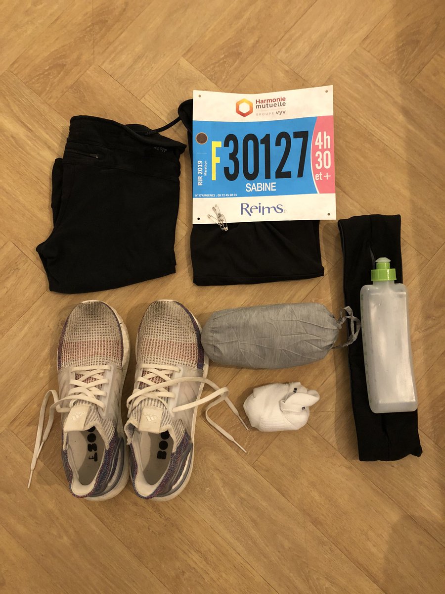 sabinefrantz's tweet photo. Avant / Pendant / Après #RunInReims2019 42km sous une pluie battante mais la coupe de champagne à l’arrivée est excellente 🥂🍾 https://t.co/0q9jQ6um0c