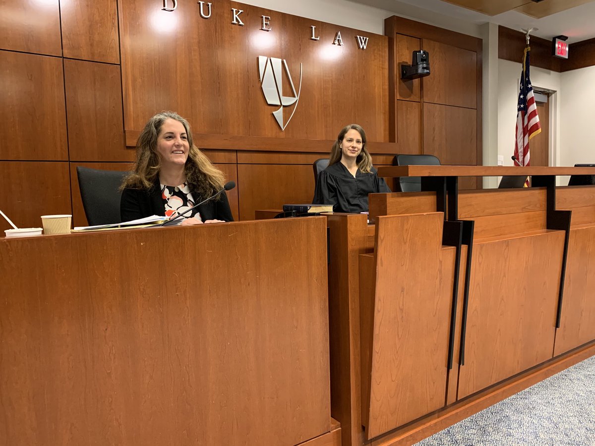 Judge Sarah Olson and fingerprint specialist Kate Philpott ready for trial to begin! ⁦@CSAFE_CoE⁩ ⁦@DukeLaw⁩