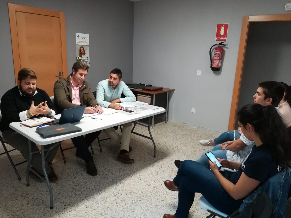 Queremos dar las gracias a las asociaciones y entidades miembro del CPJV por asistir a la LII Asamblea General ordinaria que se ha celebrado hoy en Arroyo de la Encomienda . En dicha asamblea se aprobó la entrada a la asociación A.J.Oliduero ¡BIENVENIDOS! #CPJV #Juventud