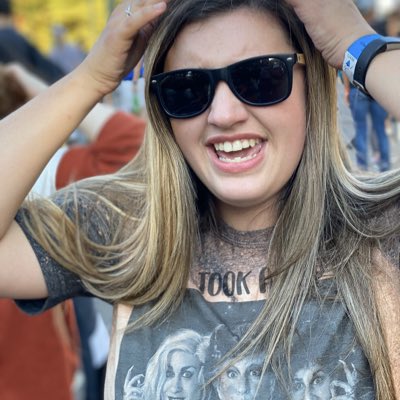 Personality shots for the win! I love this new camera 😅