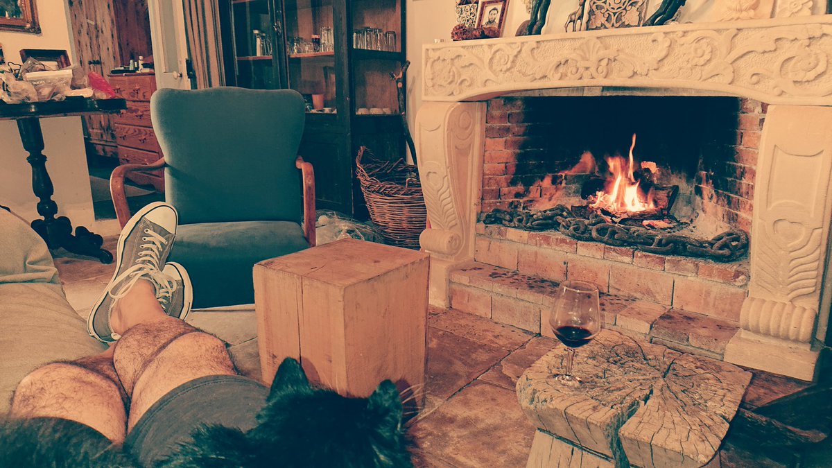 Jason_Clitherow's tweet photo. Straycat, wine, fire. Cyprus....
#Cyprus https://t.co/7SYG4C0vsL