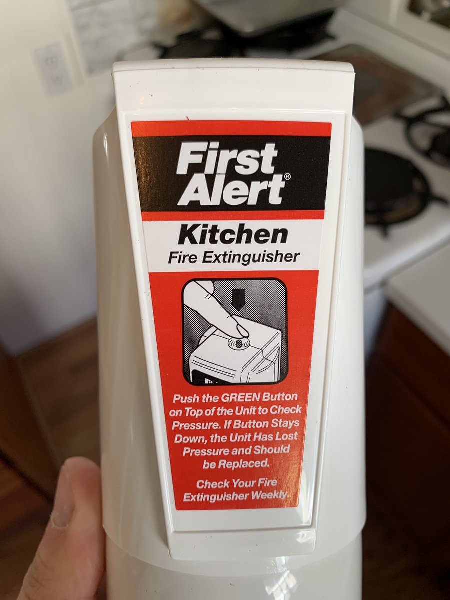 A kitchen fire extinguisher label.