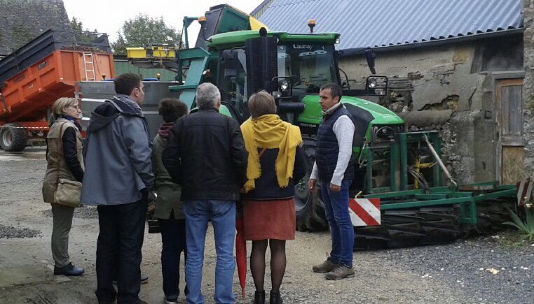 CidresdeLoire's tweet photo. [Live] Les visites s’enchaînent à la Ferme du Theil ! #portesouvertes2019 https://t.co/gNYyTBCBzL