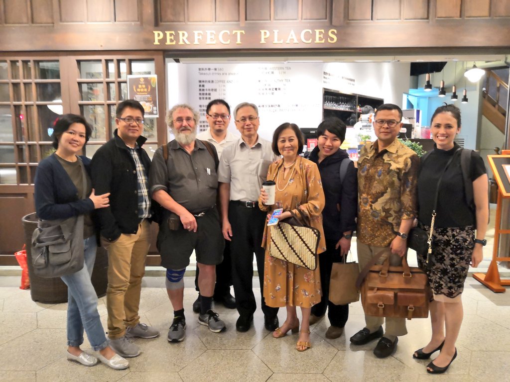 connie_gan's tweet photo. Dinning at Perfect Places Taipei was superb! Their #plantbased meals were served with thoughtful presentations and fresh ingredients, and you get to enjoy the 80s #nostalgia interior design. #SimplyBeautiful #BeyondFood #tableconversations @MeatlessMonday
@VegTimes @NoHarmAsia https://t.co/s4AG6ZEERQ
