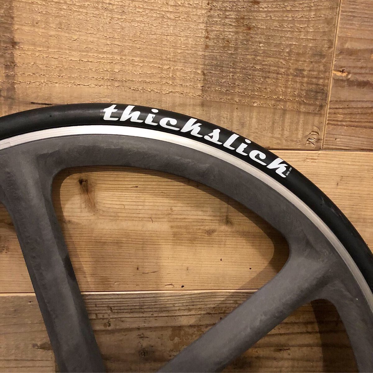 yamaguchi3153's tweet photo. フロントはAEROSPORKEにTHICKSLICK!!
これがやりたかった!!
これから全体感を作る。
#AEROSPORKE
#THICKSLICK https://t.co/pp42Sh7vd5