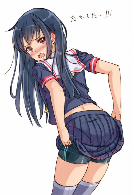 Long hair anime shorts curvy