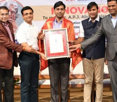 pradeepdhage's tweet photo. Sharing u  unforgettable moments of Innovation Day on Birth Anniv ofDr APJ Abdul Kalam sir. 
I hvbn Honored withDr.APJ Abdul  Kalam Research&amp;Innovation Award 4 contributing Remarkable in Incubation,Research,Innovation, Fundings&amp;Consultancy.
@rahul_karad @MITWPUOfficial @IndiaDST https://t.co/cUun311tJe