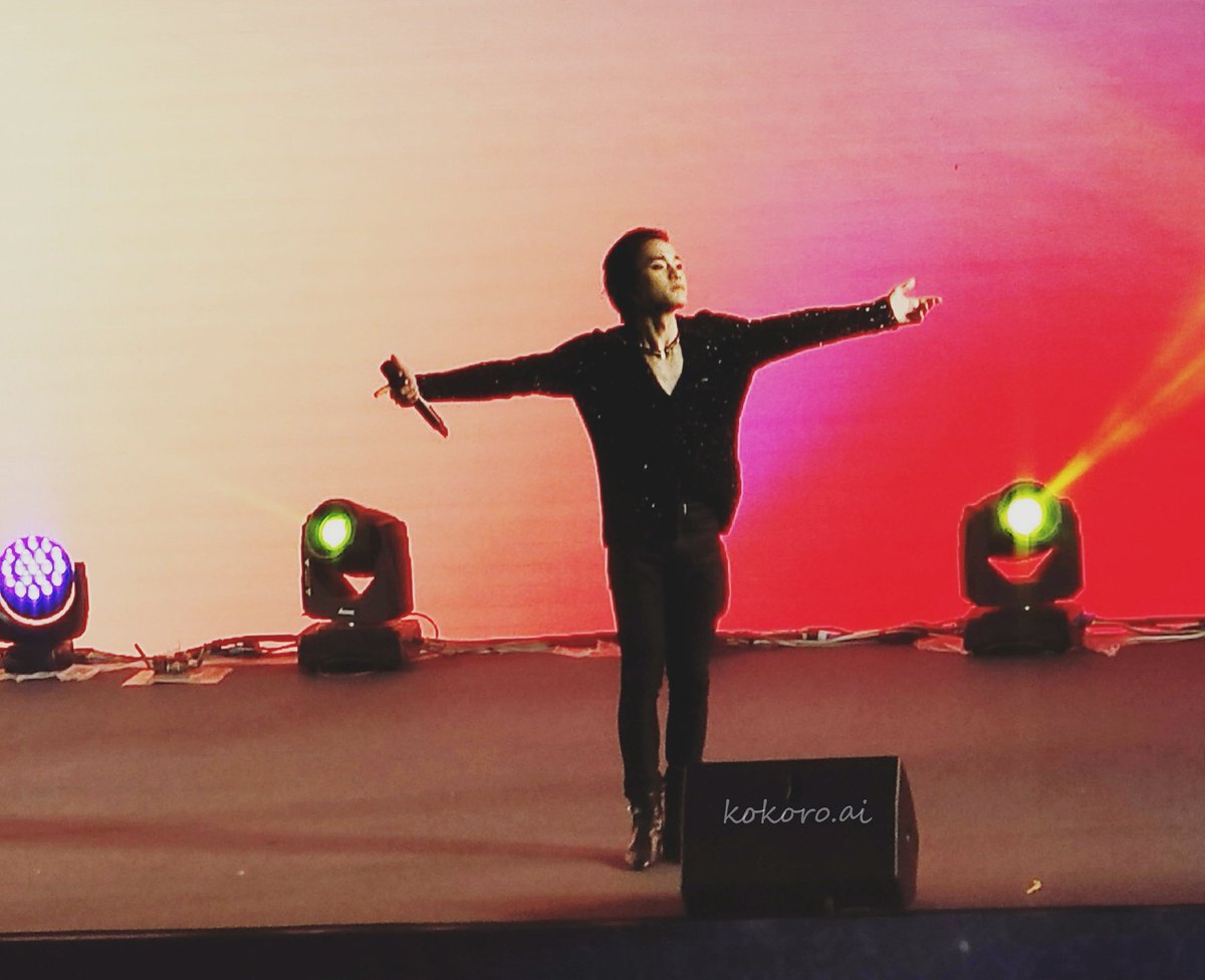 Kokoroai3's tweet photo. หายคิดถึงไปนิดนึงแหละ #LACTASOYTNCC2019
#NEXTCOMPANY
#SpiritCanDrive
#TRINITY_TNT
#JamyJamess https://t.co/YZZtfs4P2k