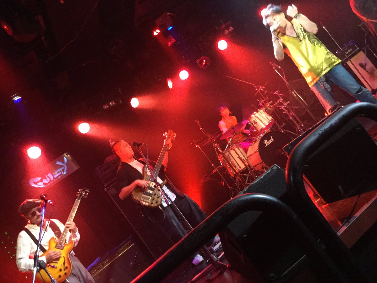 Robert4thompson's tweet photo. Animaroots 渋谷Guilty 2019.10.20
@Animaroots @macopastorius @bo_zu_kk @animamba @knzw_pistol @suotaman https://t.co/DnUFfwEkFE