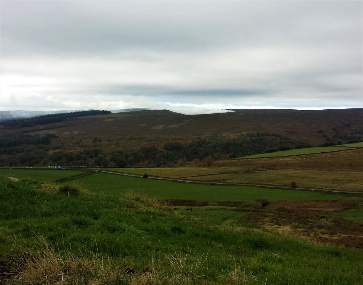 🔥PEAK DISTRICT BURNING RESUMES🔥 While school children plead for their future in the #ClimateEmergency, @peakdistrict grouse shooting estates think only of their next season's profits. Please document and record all heather burning! Thanks to all the monitors out there. @XRDerby