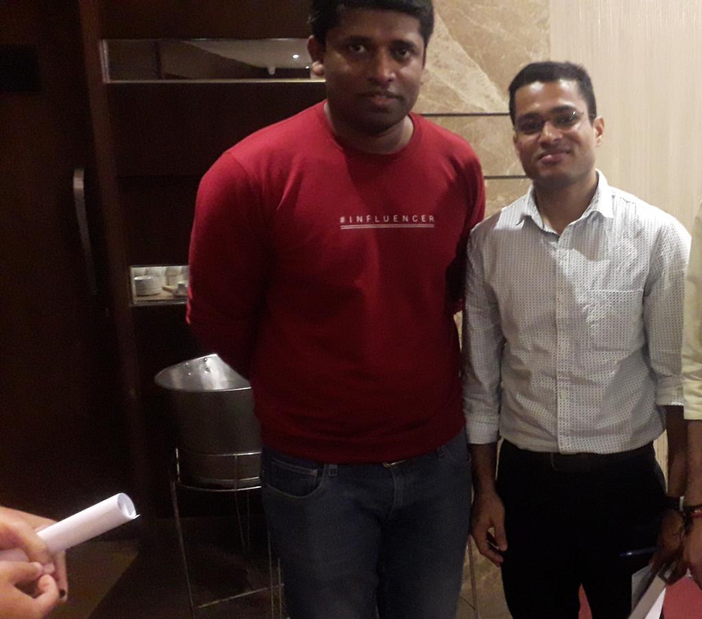 urcallingtiwari's tweet image. #fearless @naukarshah sir you are #awesomen and  you the voice of millions ...#Lucknow ..it was really awesome to meet you 🤩#hope to see you soon sir ...with lot of love