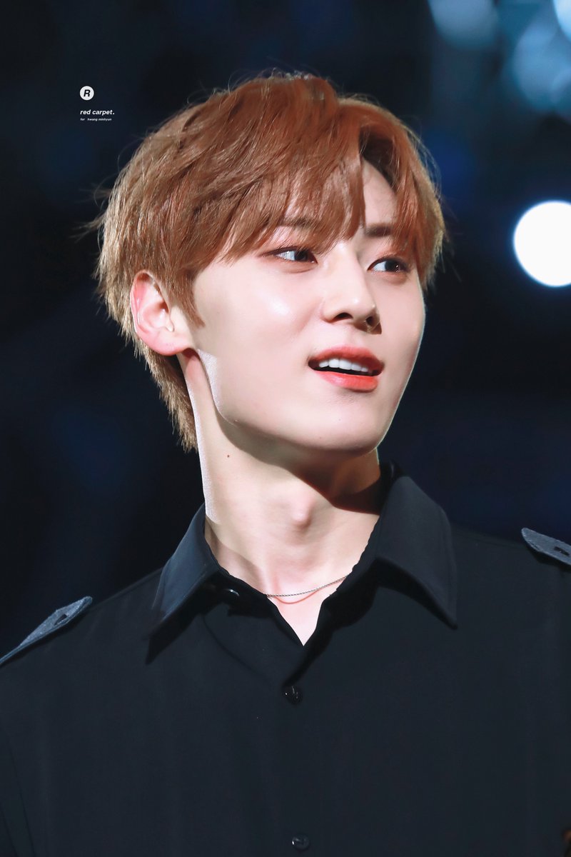 redcarpet_mh's tweet photo. 191019 Starry Night… 💫
 #황민현 #민현 #minhyun https://t.co/LQDKONexvA