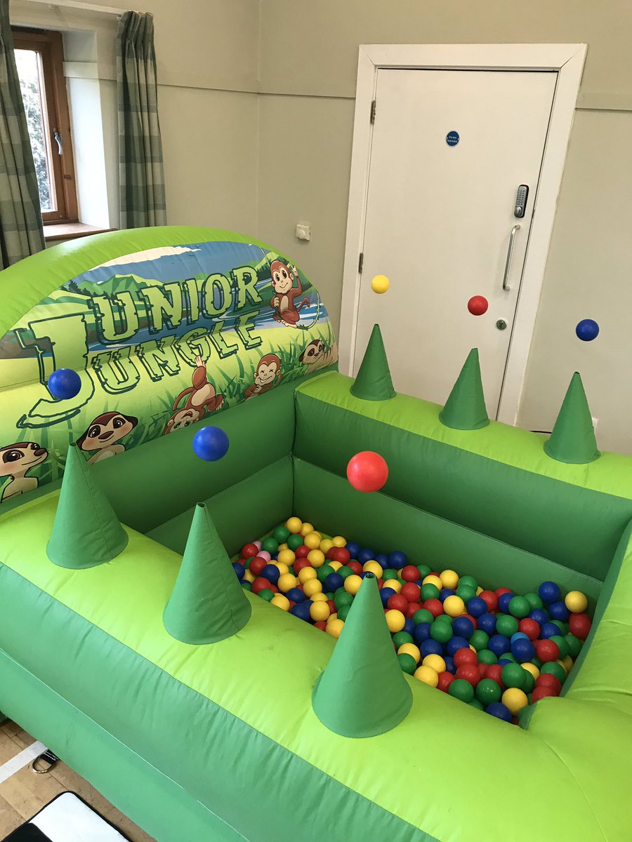 PartySpaces's tweet image. Our Jungle Air Juggler Ballpit 💕 what’s not to love? #banstead #childrensparty #reigate #epsom #caterham #sutton #wallington #kingswood #tadworth
