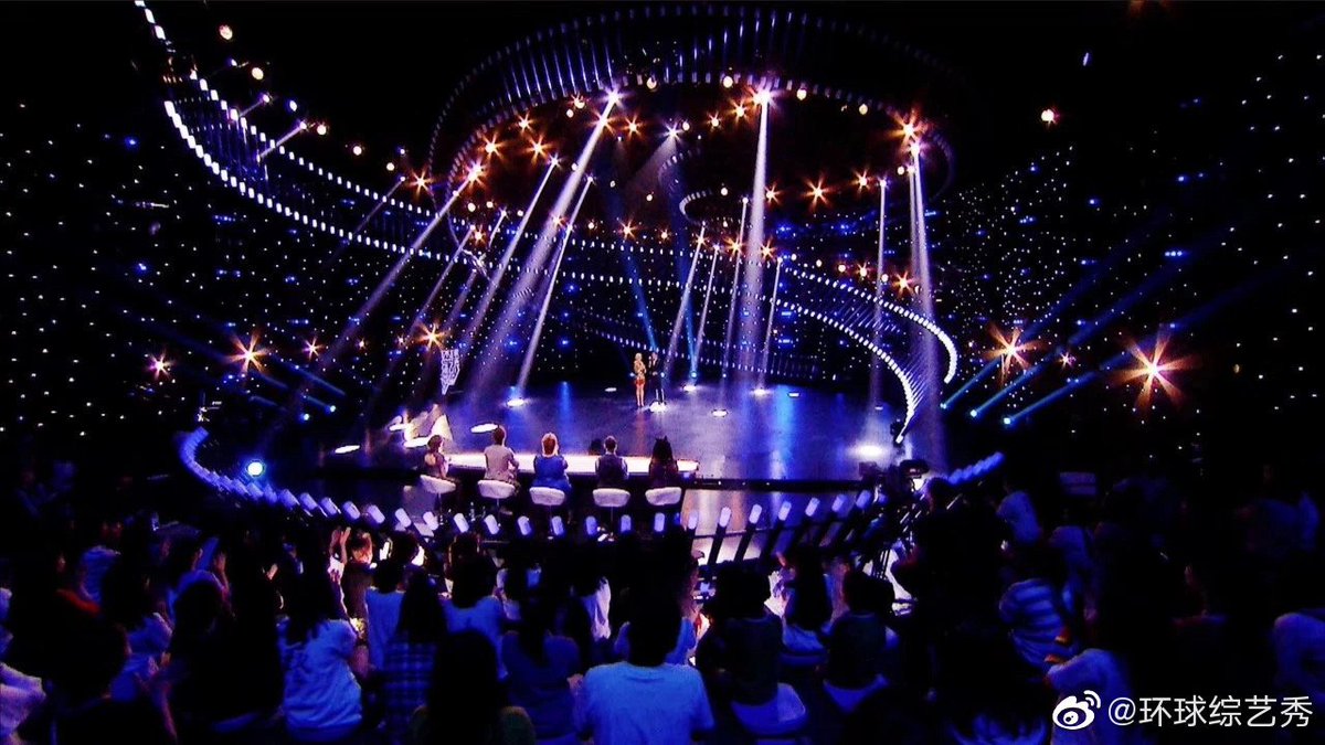 DimashPeru's tweet photo. Algunas fotos de @dimash_official en el programa Universal Show 🤩 #ДимашКудайберген #kudaibergenovdimash #Kazahstan #Kudaibergendimash #DQ #ID #DDynasty #singer #dears #dimash_dears #dimash_arnau #dimashfans #perudears #dearsperu #Perú #DimashfcPeru #dimashtea https://t.co/Jbfh4SpT5A