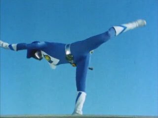 バルシャーク 余談ですが、伊藤理々杏さんのアクション指導をされた柴原孝典さんは日