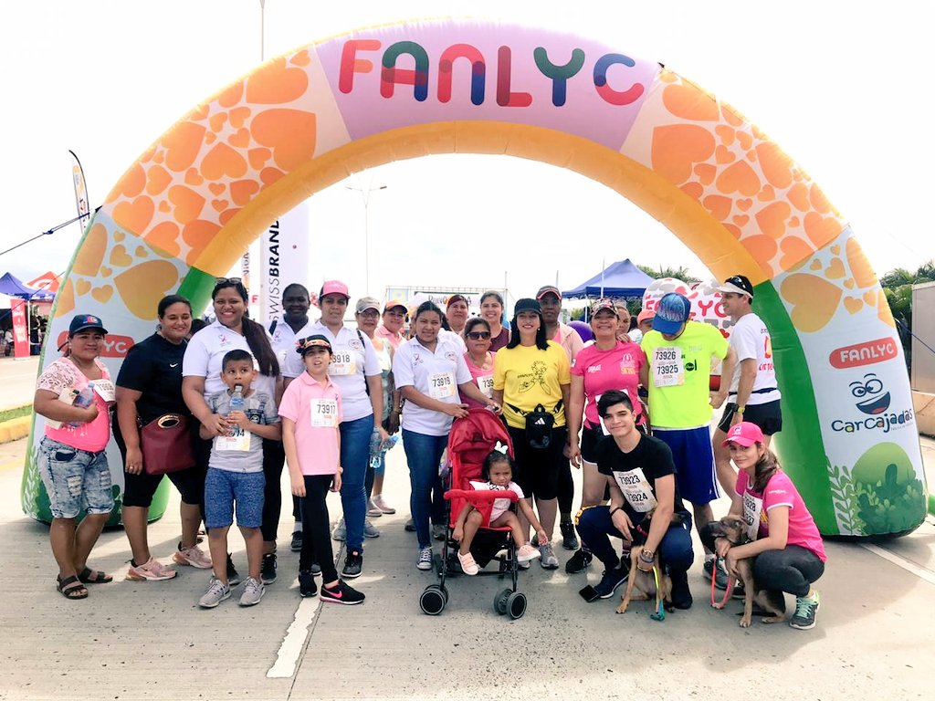 lnbpma's tweet photo. La familia LNB dijo presente en la carrera caminata #RelevoPorLaVida, organizada por @Fanlyc, en beneficio de más de 700 niños y niñas con Cancer. #TodosSomosUno #RelevoPTY https://t.co/owsNFqBrn9