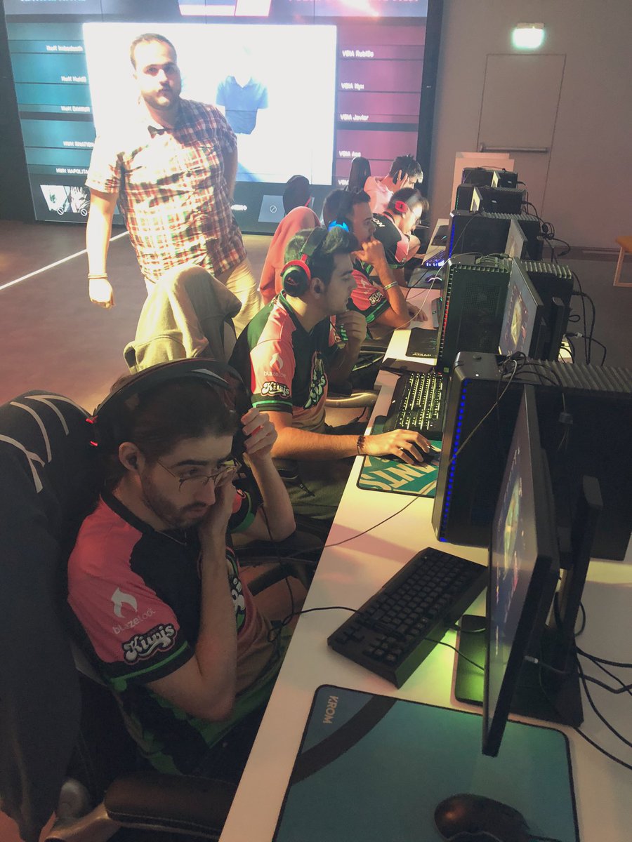 Cristian González tweet media