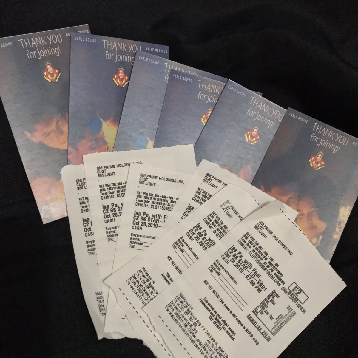 katkat2125's tweet photo. Done watching #IsaPaWithFeelings..again! Hehe! This time, with the Maineans Club Block Screening! Thank you Ms. @ChristineBBabao for choosing me as one of your winners! Special shout out to Ms. @catcochesa and Ms. @ma1208an for being so nice &amp;accommodating! https://t.co/jd5PMsVOO1