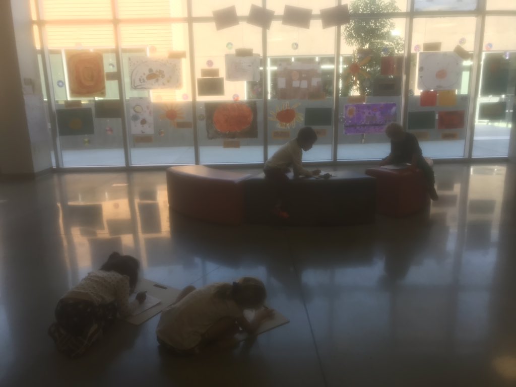 JaclynVasko's tweet photo. Exploring and honoring the work of our peers. Exhibition morning had us in aw! #thepowerofcommunity #kidsthrive #pbl #sharingwork #curiousminds @Design39Campus https://t.co/bko1BT6xHM