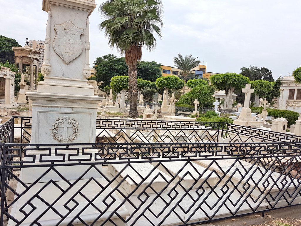 zahraaawd's tweet photo. The grave of Constantine Cavafy at the Greek Cemetery in Alexandria during my visit of today 

#Alexandria 
#Cavafy #greekcemetery
#greekalexandria 
#nostos 
@CCavafy https://t.co/V2NQ33QGN5