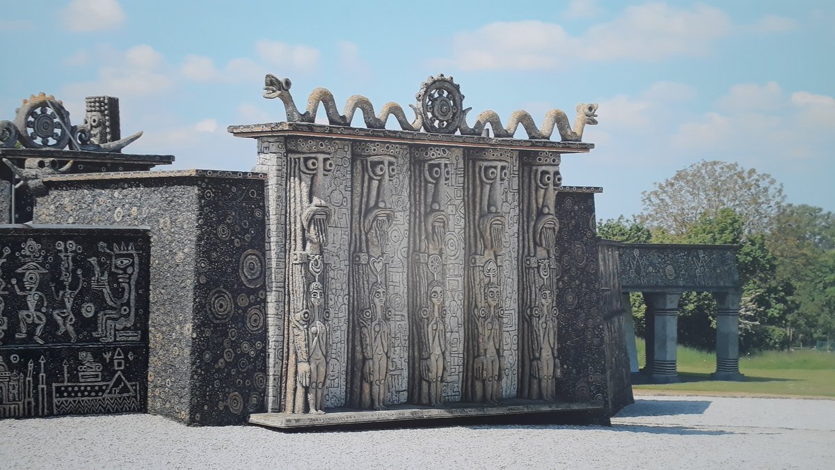 Exposition des oeuvres de Robert Tatin à l espace M à Paris Montparnasse du 6 novembre jusqu'au début février. Discours d <a href="/olivierrichefou/">Olivier Richefou</a> à l occasion des 50 ans du <a href="/MuseeTatin/">Musée Robert Tatin</a> à #Cosselevivien en #PaysdeCraon en #PaysdeCraon. <a href="/lamayenne/">La Mayenne, le Département</a> <a href="/clangouet2017/">Christophe LANGOUET</a>