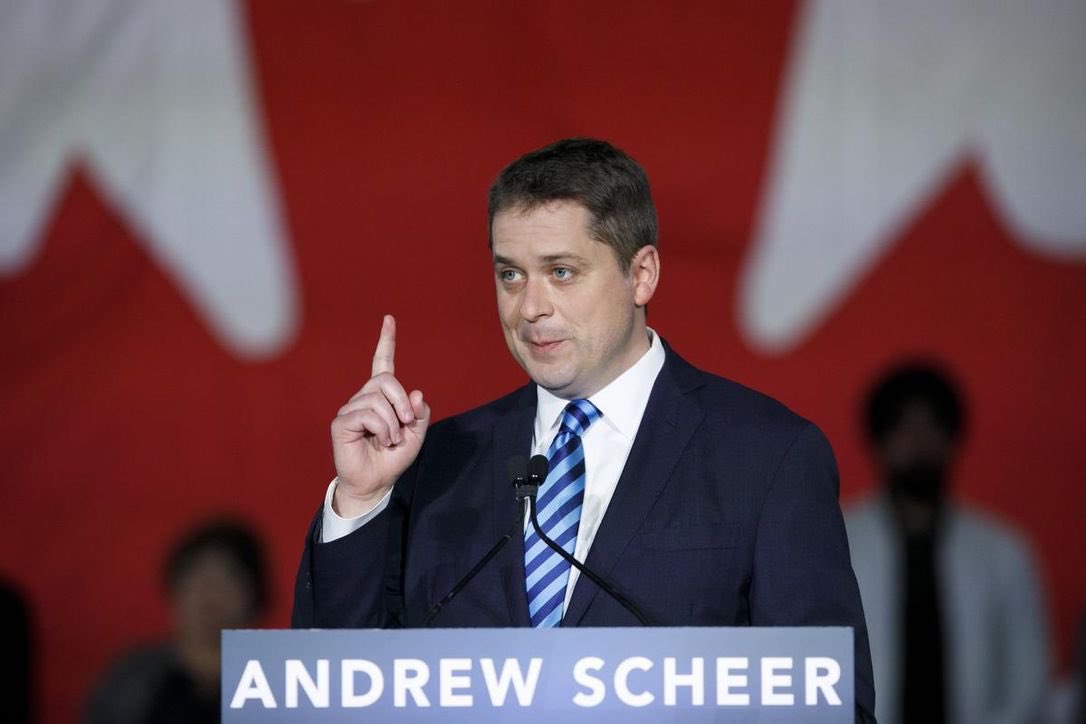 AndrewSchmeer's tweet photo. Andrew Scheer says poor people make him feel uneasy #cdnpoli #canpoli #onpoli #CBC #Canada #Toronto #Ontario #NoConservatives #Liberals #AndrewScheer #NoScheer #CanadaDeservesBetter #CanadianElection https://t.co/DWeVZ9Zu05