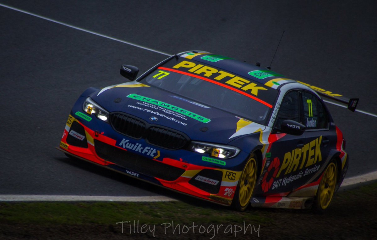 fc_tilley's tweet photo. @PirtekRacing @PirtekRacing #PirtekMemories best livery by far 💙❤️💛 https://t.co/uRAw1tGsrT