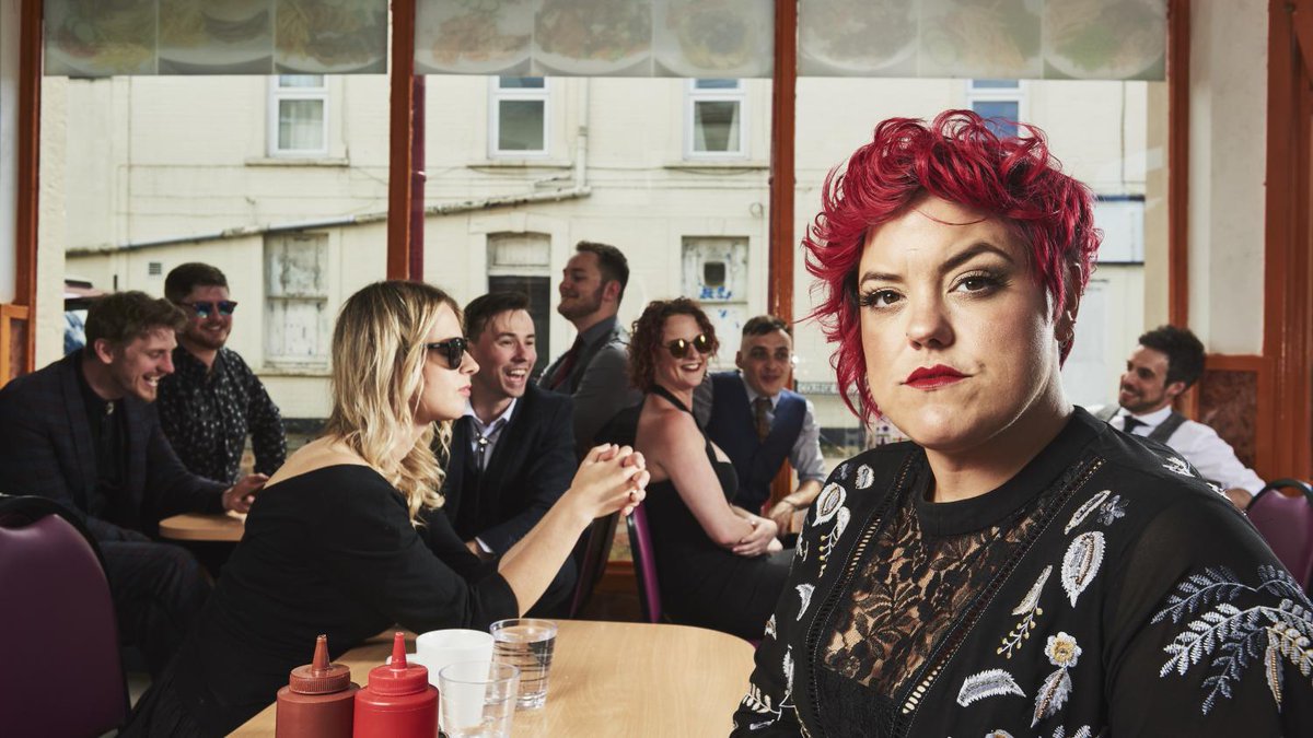 Hannah Williams revitalise la soul avec son nouvel album "50 Foot Woman"

francetvinfo.fr/culture/musiqu…