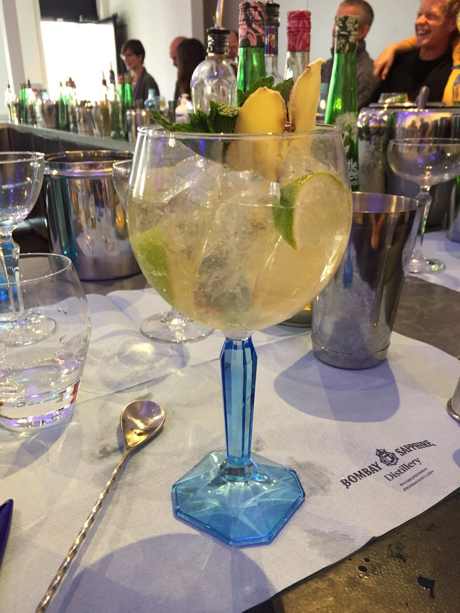 loobyframes's tweet image. #BOMBAYDISTILLERY @HOMEOFBOMBAY