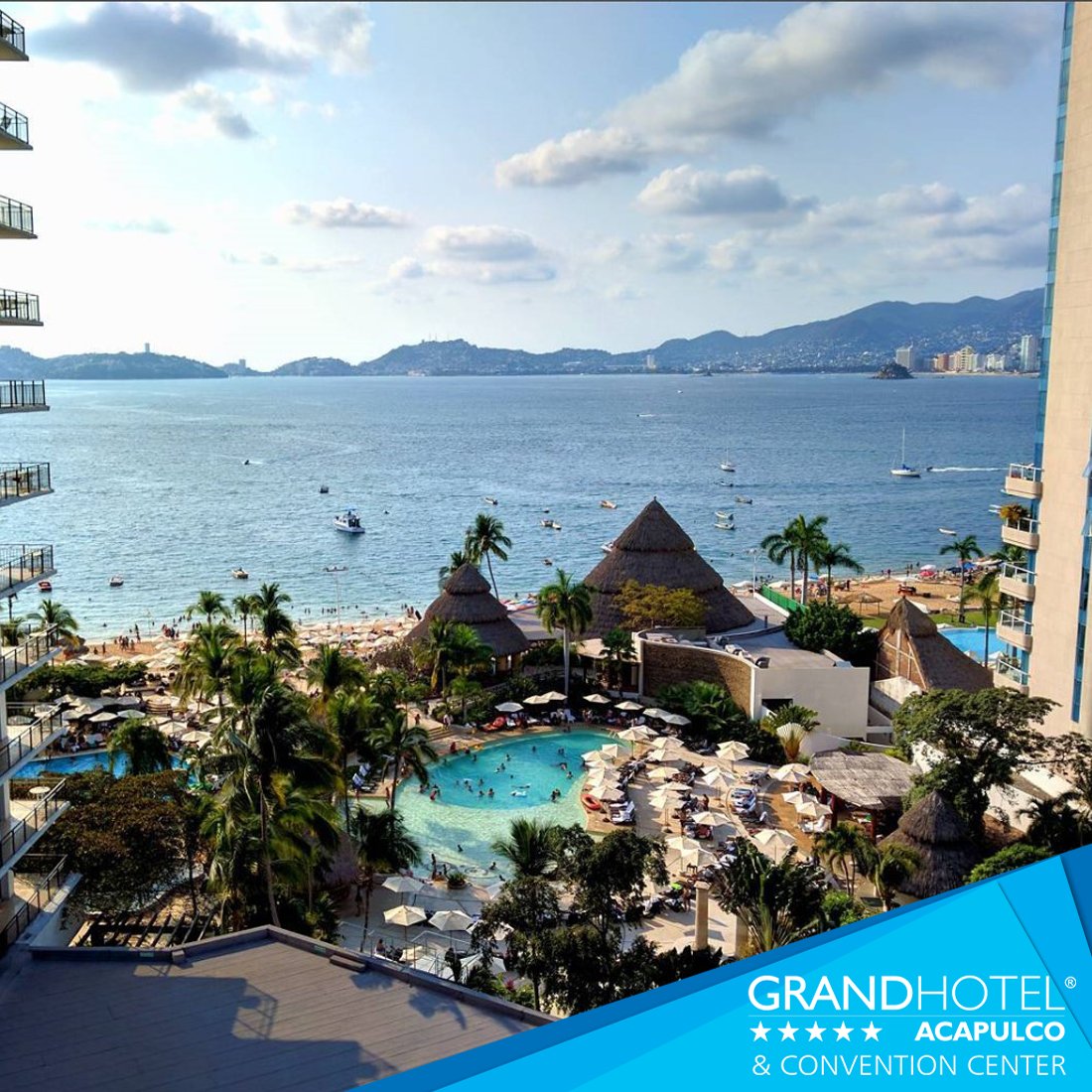 Lo que ves en esta fotografía parece increíble, pero es sólo una muestra de lo que espera por ti. Ven a vivir esta #GrandExperiencia, reserva al: 800 091 2300/ 800 832 1162 #GrandHotelAcapulco