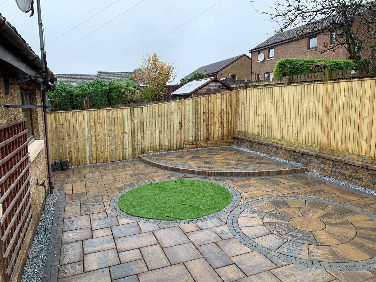 pavecolimited's tweet photo. Scottish weather not on my side to get the finishing touches and sealant on one of our jobs we have on in Kennoway, Fife. Hopefully we get some sun this week and get the final pieces done. @Tobermore https://t.co/SlzBzz4r9y