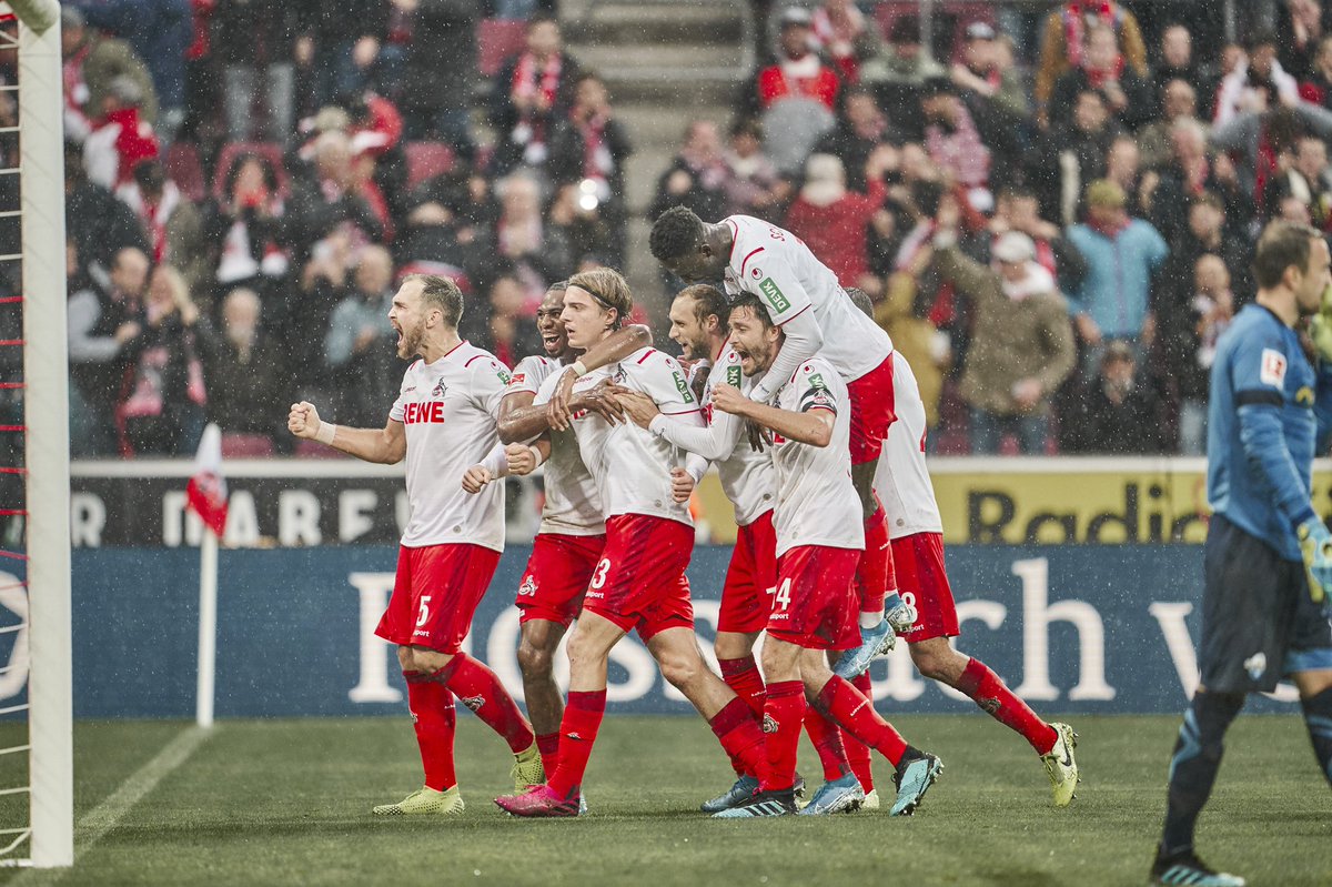 kingschindler17's tweet photo. ⚪️🔴🐐🥳 https://t.co/xeX6ATJ4X2