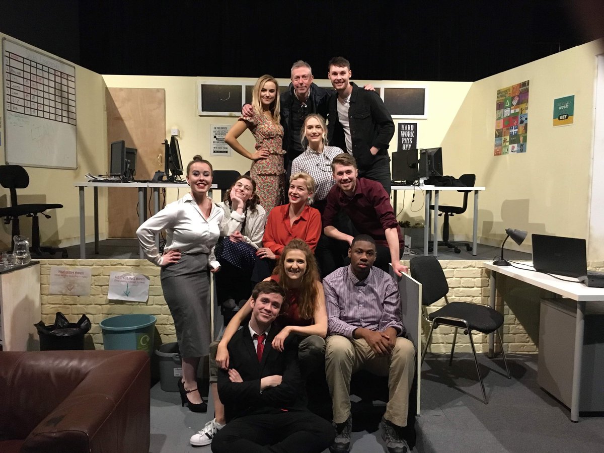 JamesTimpson22's tweet photo. Very proud of the last month. Like to think in this acting process I've been brave, been incredibly creative and most importantly had the most fun with this mad bunch. Exciting from start to finish. Rob, New Labour. Boom and he's out. #italiaconti #actor #gradplay #overandout https://t.co/oOqRboB3VA