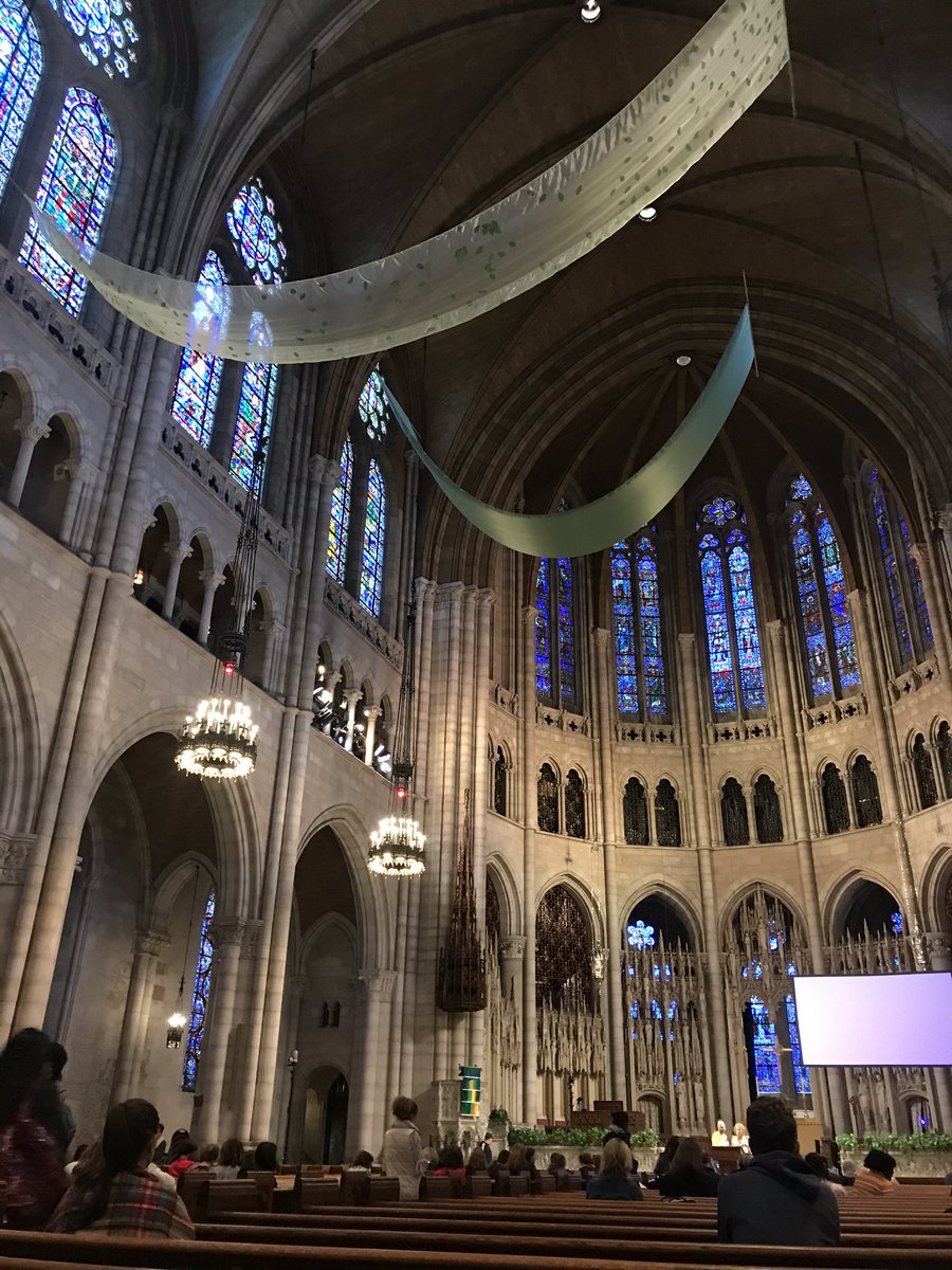 MrsPapsonGV's tweet photo. ❤️ learning in my favorite city from and with the best!  #iseeyou @TCRWP #gvfeeling https://t.co/VJlQNL16HQ