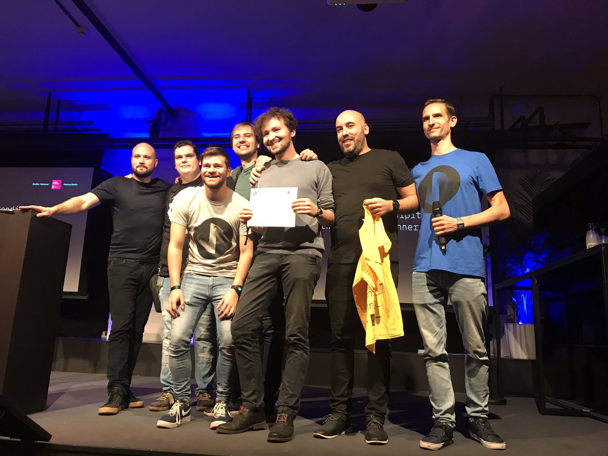 Datahop wins @OdysseyHack serendipity network prize